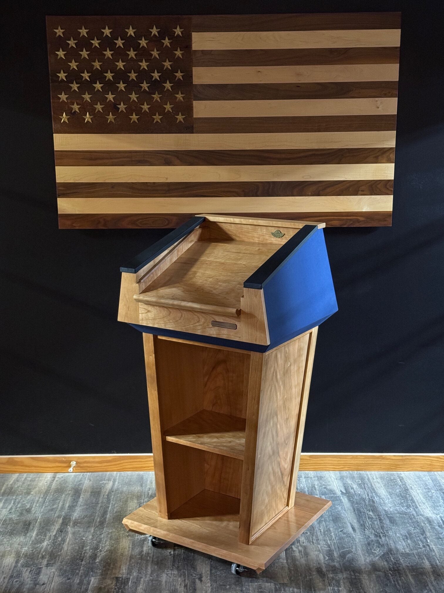 Executive Wood Presidential Bullet Resistant Podium – Certified NIJ Level III - PRES500-AB