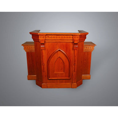 900w 2 pulpit front view with arrow like molding